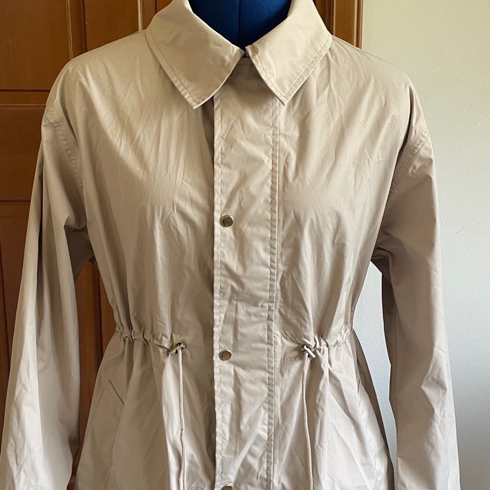 Afternoon Tea Packable Raincoat - Picture 2 of 9